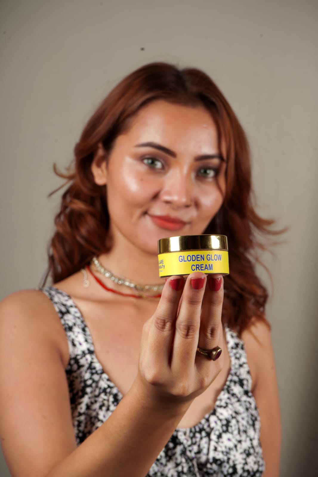 Glare Beauty Golden Glow Cream